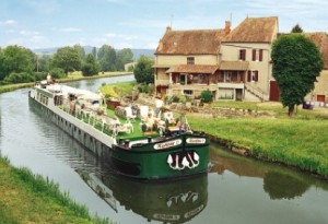 Франция развивает речной туризм