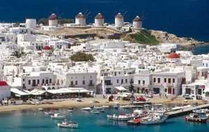 Некоторые категории граждан смогут бесплатно посетить Грецию в 2012 году