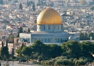 В главную мечеть Иерусалима теперь так просто не попасть