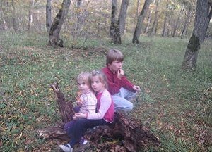 дети в Коджорском лесу
