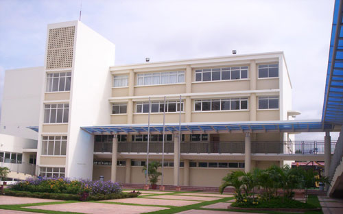  «Instituto Alberto Einstein» (  ) 