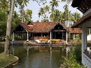 Coconut Lagoon Hotel 