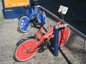 В Дании все на велосипедах!