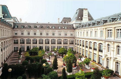  Holiday Inn Paris-Republique 