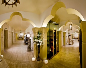 Monarch Dubai –       