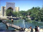 Узбекистан - Cовременные ворота в старую Бухару
