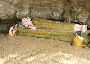      Tham Poukham