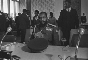  Odumegwu Ojukwu     -,  5  1968