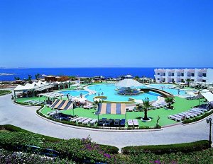 5*  Dreams Beach  --