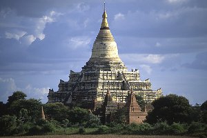  Shwesandaw Paya 