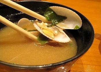     Miso soup with clams
