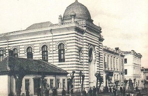       1913 