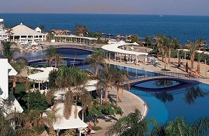   Ritz Carlton  --