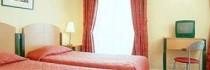 Les Trois Poussins Hotel