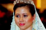 Бруней - Азриназ – вторая жена султана
